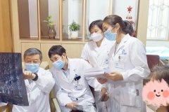 <b>大咖倾囊相授，成都仁品耳鸣诊疗迈上新台阶！</b>